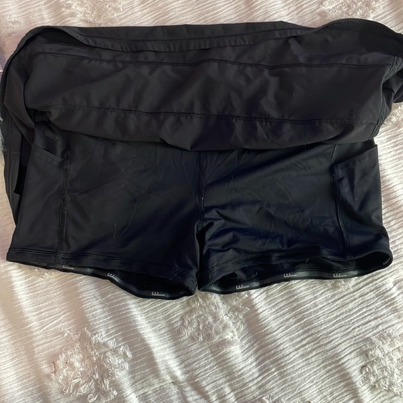 Lululemon pace rival skirt size 12 - Picture 3 of 4